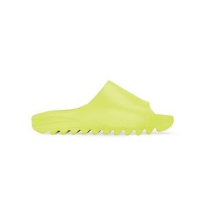 ❌SOLD❌ADIDAS YEEZY SLIDE GLOW GREEN 2022